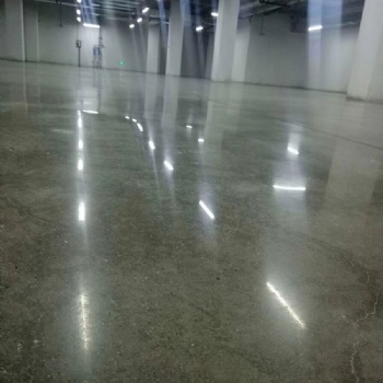 煙臺金剛砂耐磨地坪施工及用量