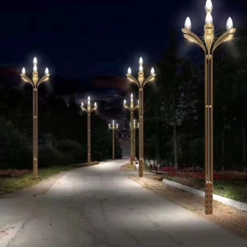 太陽能壁燈，太陽能路燈，高桿燈，壓鑄路燈，LED智慧路燈廠家