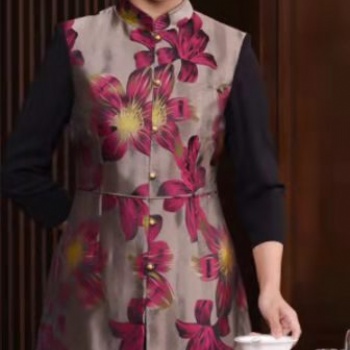 無錫君來服飾有限公司專業定做酒店工作服西服職業裝，歡迎來電咨詢