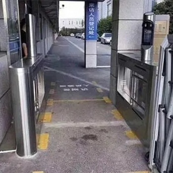 佛山校園門禁刷臉系統
