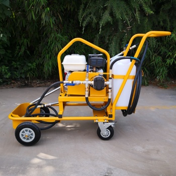 SWRS-18型乳化瀝青灑布車