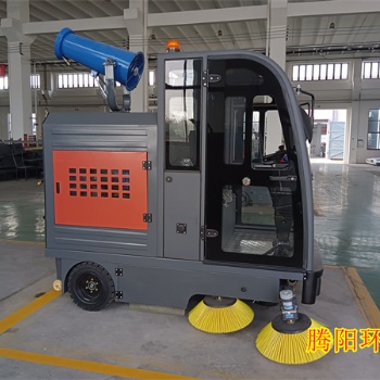 TY-2000型多功能電動掃地車