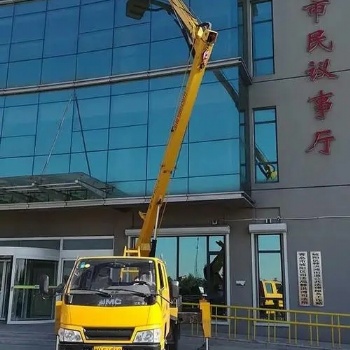 天津西青區升降車租賃 出租曲臂車 登高車 云梯車 路燈維修車
