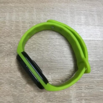 有源電子標(biāo)簽雙頻手環(huán)人員定位考勤臺(tái)鼎2.4G腕帶低成本可充電手表
