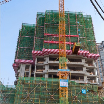 塔吊司機(jī)前景好工資高大家一起學(xué)起來