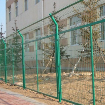 長沙天心區高速公路護欄網 綠色鐵絲網制作廠家
