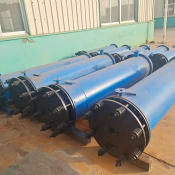 石墨冷卻器，硫酸稀釋器廠家，石墨設(shè)備廠家，石墨稀釋器價格