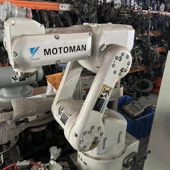 出售二手六軸安川小型機器人SV3，分揀機器人，上下料機器人，展會演示機器人，教學機器人