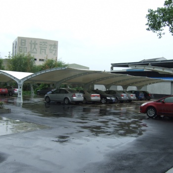 專業定制汽車停車棚 汽車充電樁擋雨棚 頂棚膜材加工批發安裝