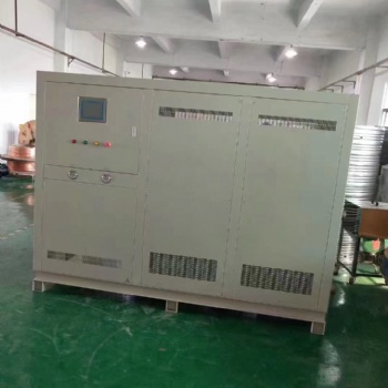 高精密工業箱型水冷式冷水機組