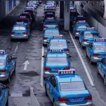 河南省出租車頂燈廣告聯(lián)盟市場的開發(fā)與建設