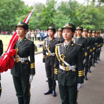 國旗護衛(wèi)隊實訓服作訓服儀仗隊服禮賓服作戰(zhàn)服軍訓服搶刀道具