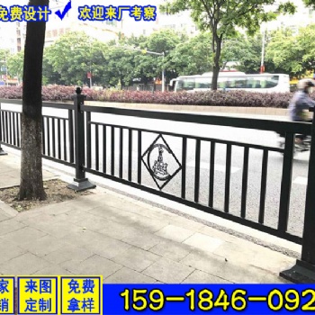 廣州定做甲型市政道路護欄 人行道欄桿生產廠家