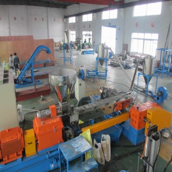 江蘇恭樂氟橡膠電纜料造粒機