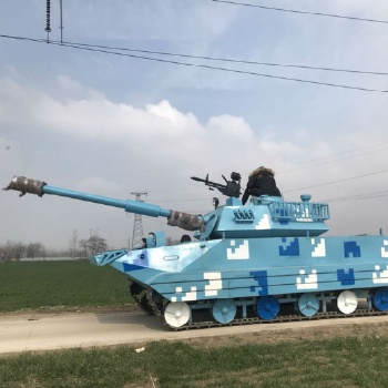 軍事模型廠家影視劇組車輛定制；游樂設備制造；旅游產業開發；花燈制作、銷售；會議會展服務。