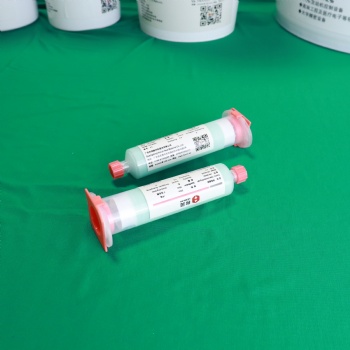 耐高溫導熱凝膠8232單組份導熱硅脂低熱組導熱散熱硅膠導熱膠
