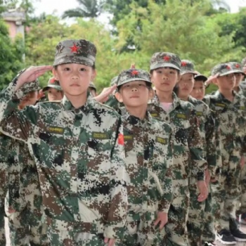 2023年汕頭裕達(dá)軍事夏令營招生啦