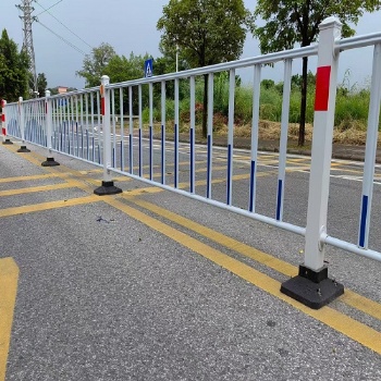 交通道路護欄 人行道分流隔離欄桿 馬路防護圍欄