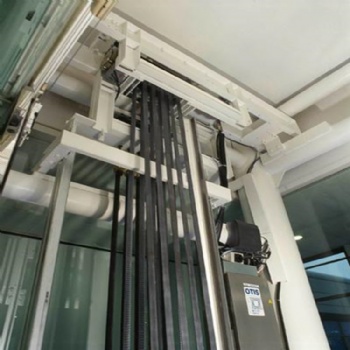 上海閔行地區，工業電梯大型框架電梯回收拆除