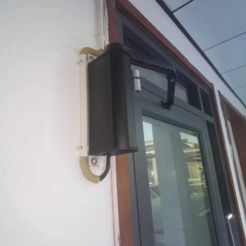 長春側裝開門機電動閉門器電動開門機門禁系統曲臂機