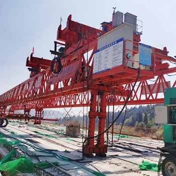 從幾個方面來看四川180t40m架橋機值不值買