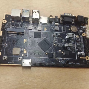 液晶屏工控機主板深圳樂眾云供應