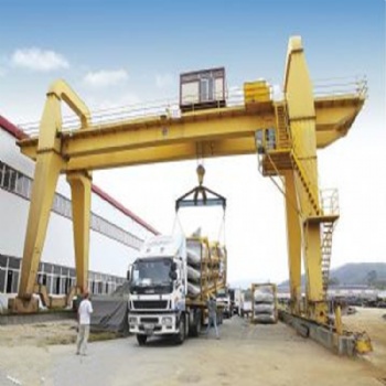 鎮(zhèn)江市，二手龍門行車，門式起重機(jī)，長(zhǎng)江港口吊回收拆除