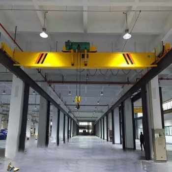 富陽地區，集裝箱吊機 旋轉碼頭吊機 整場起重機械回收拆除