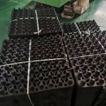 蓄排水板 排水板片材的安裝 蓄排水板的顏色