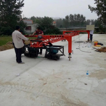 可伸縮拉紋機 現澆混凝土拉槽機 路面刻紋機