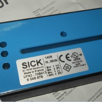 德國 SICK 槽型超聲波傳感器 UFN3-70N415