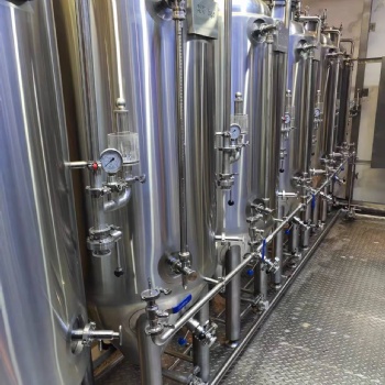 1000噸大型精釀**釀造設備加工廠家